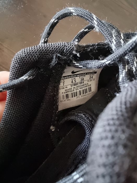 маратонки NIKE - размер 38