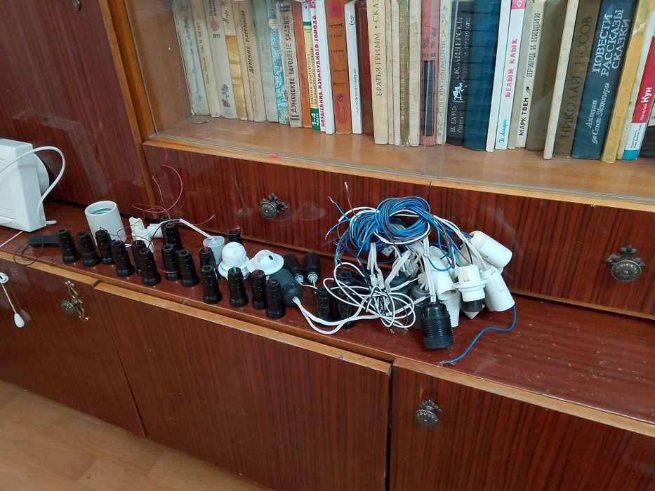 Патроны для лампочек