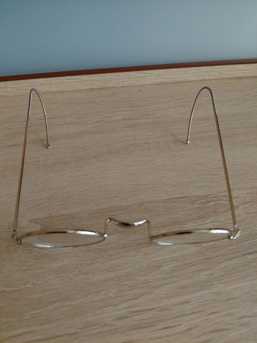 Продам оправу для очков