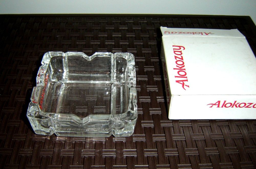 Новая пепельница Alokozay