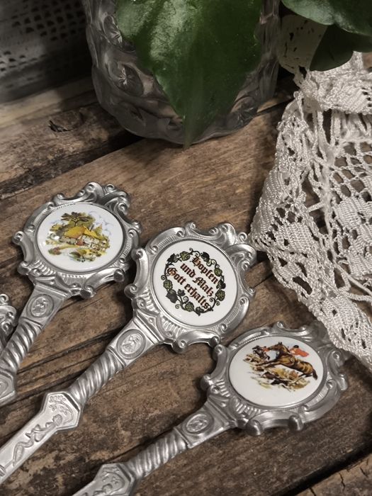 Лъжици с порцеланов акцент