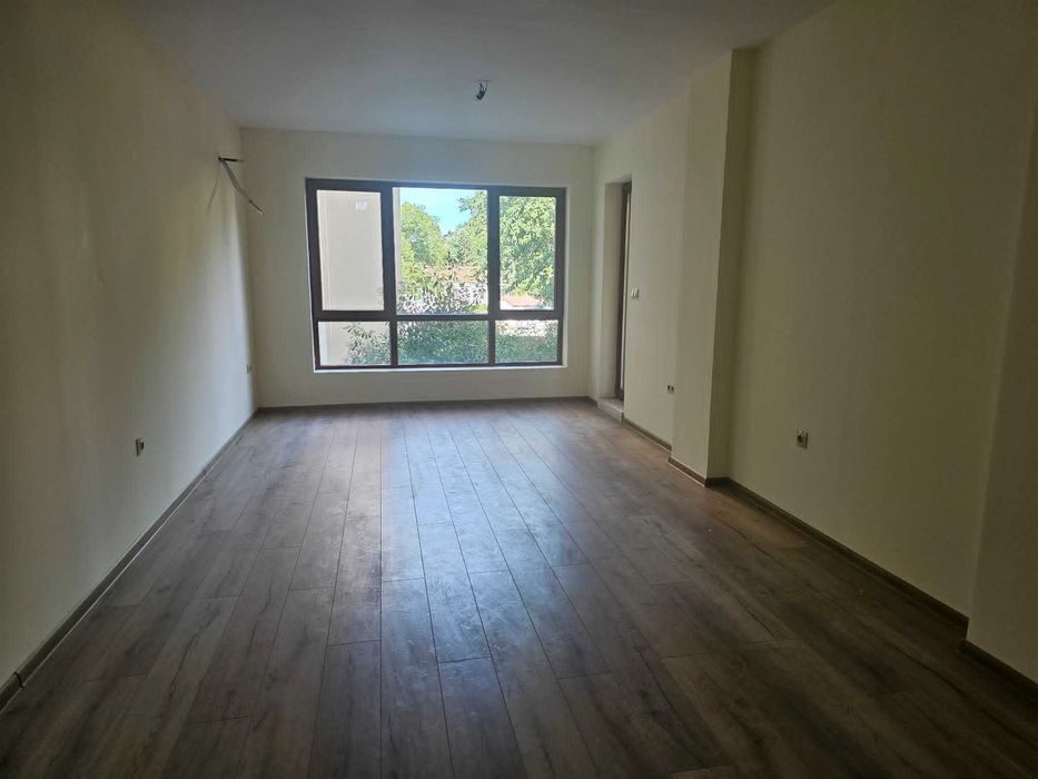 Тристаен Апартамент с паркомясто в  комплекс Varna South Bay Beach Residence - гр. Варна