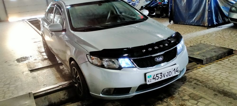 Продам машину Кия церато