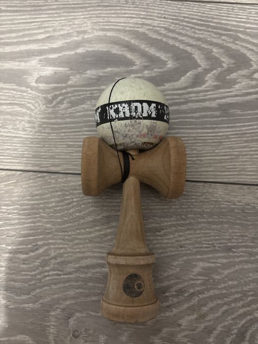 Vand kendama Tama strogo si ken OKendama