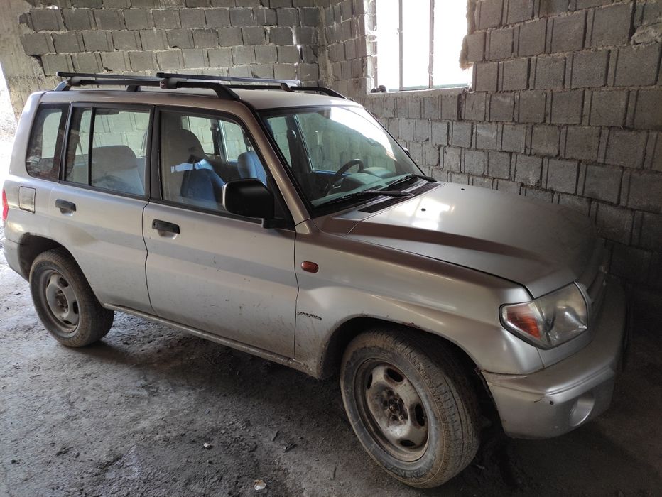 Vând Mitsubishi Pajero Pinin avariat