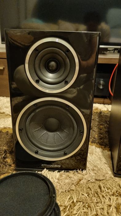 Boxe Wharfedale diamond 225