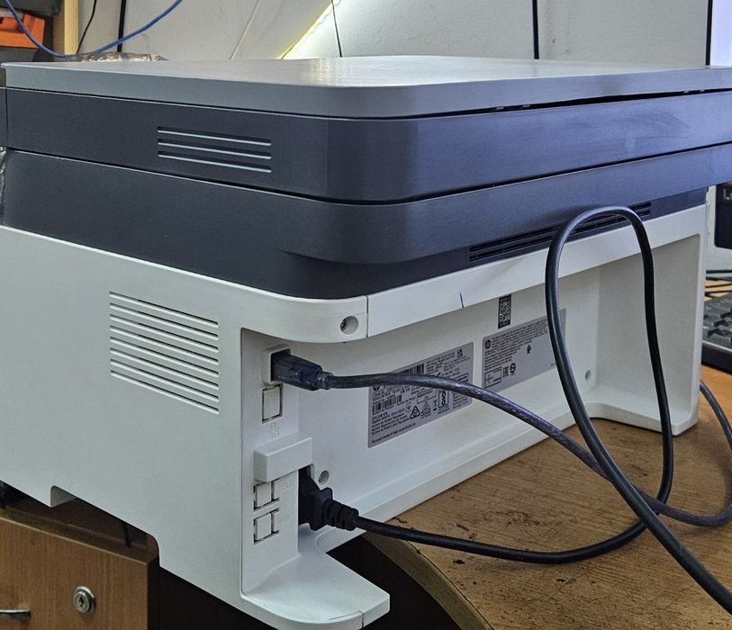 Принтер и сканер Hp mfp 135w