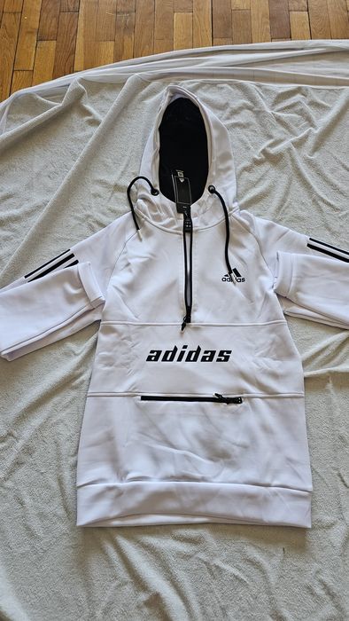 Чисто нов мъжки екип Adidas, черно- бял