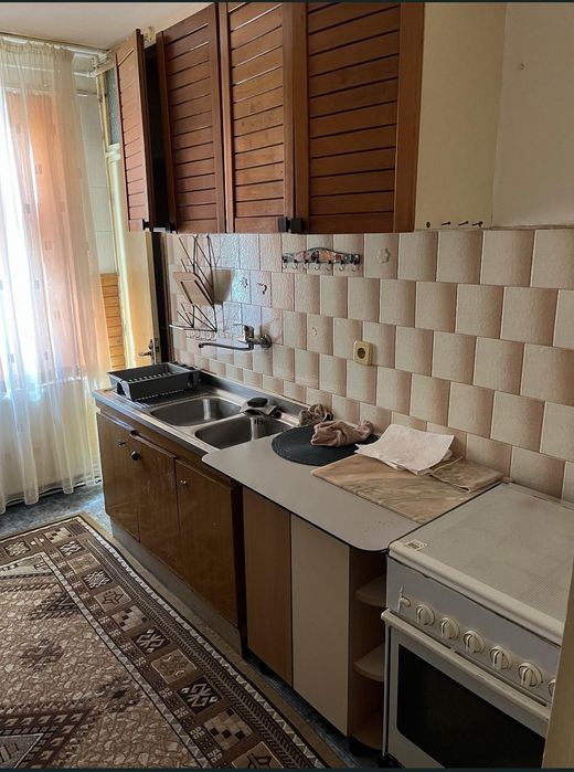 Închiriez apartament cu 3 camere Luduș cartierul Arizona