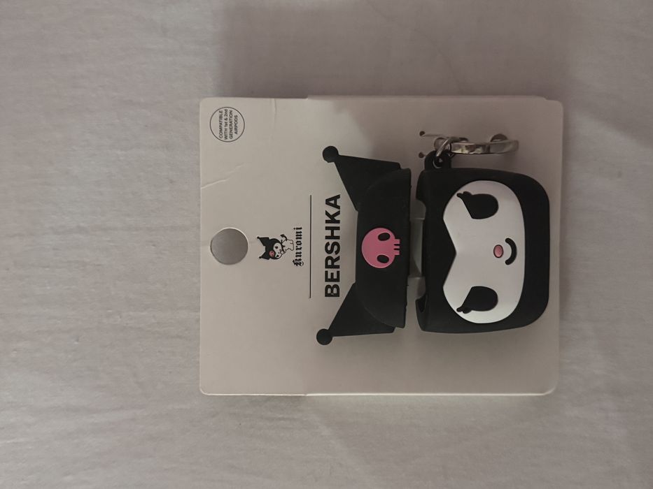 Airpods case Kuromi Bershka