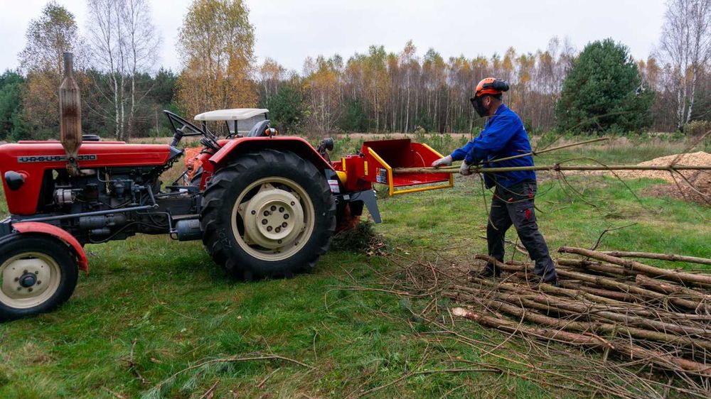 tocător crengi la tractor  r 60