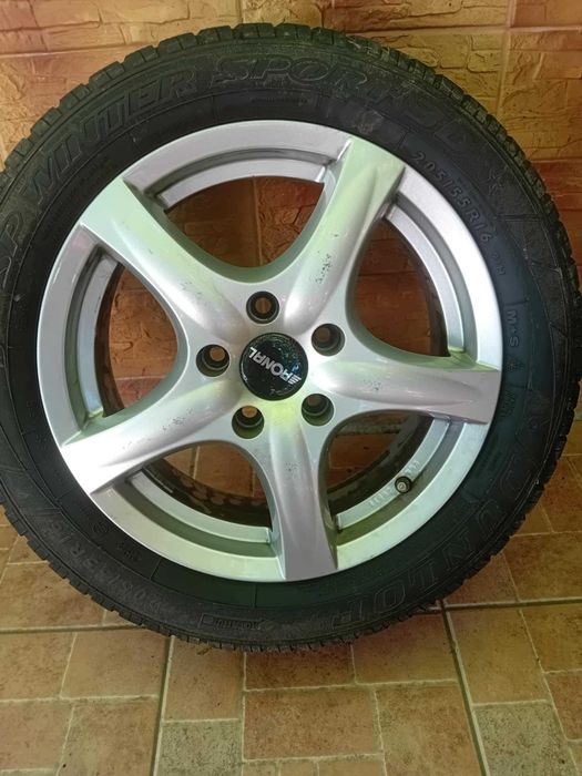 Комплект джанти,гуми,вътрешни гуми