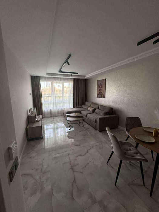 Двустаен апартамент под наем в ж.к. Кръстова вада, 2213460