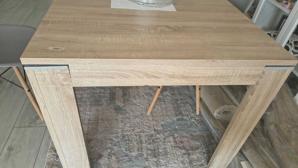 Masa lemn masiv extensibila pentru living