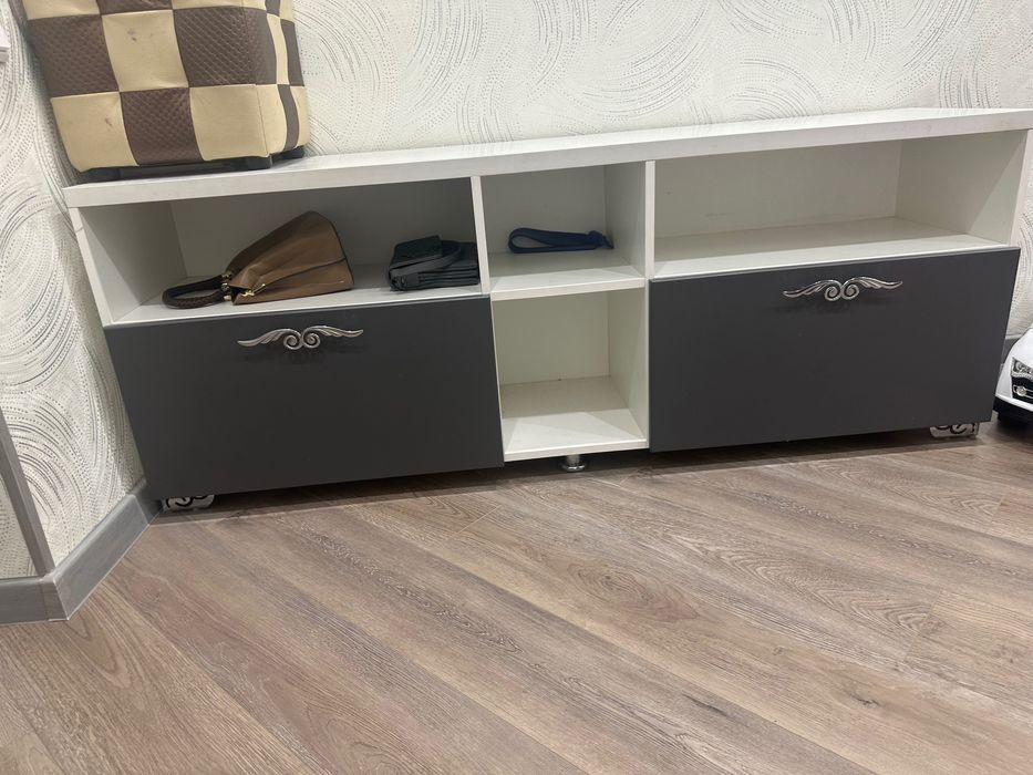 Тумба под телевизор