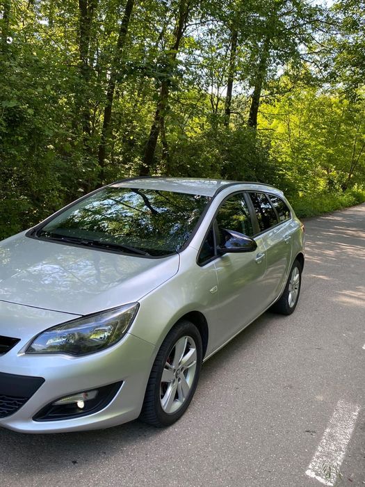 Opel astra j ,2015 de vînzare