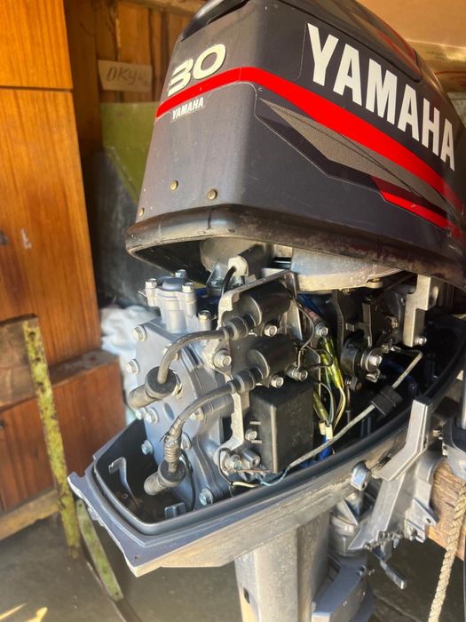 Продам мотор Yamaha ямаха 25 и 30