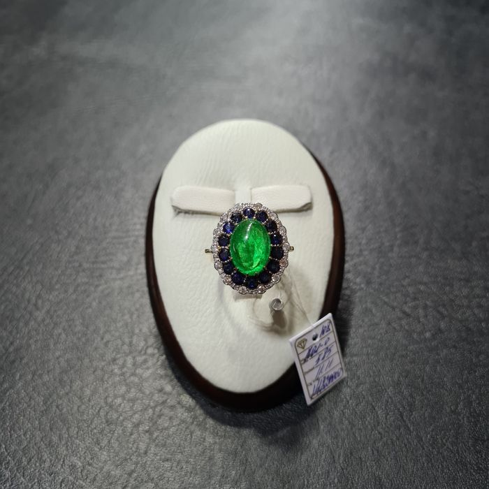 Кольцо Золотое с Бриллиантами Сапфиры