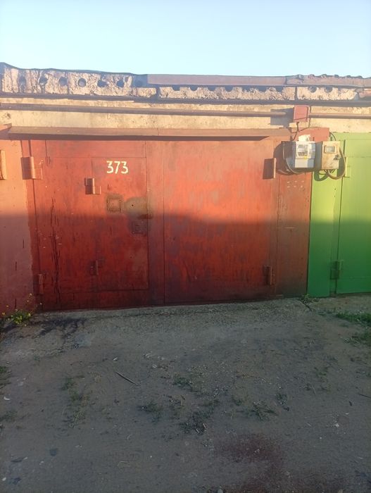 Продам Гораж на восточном.
