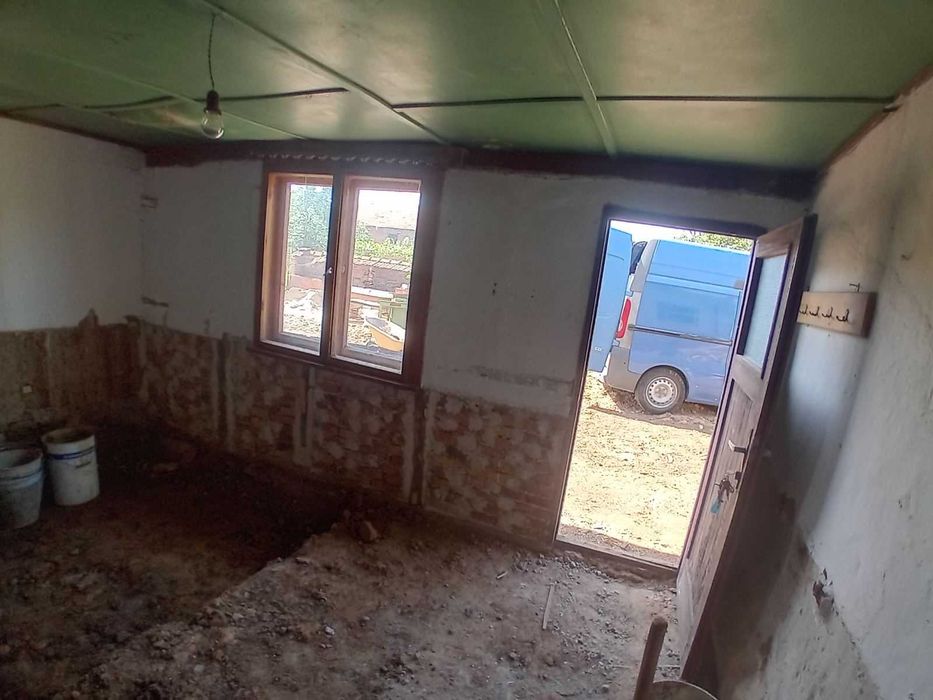 Продава се Къща в Пирдоп - 80 кв.м за 606 €/кв.м - Снимка #2