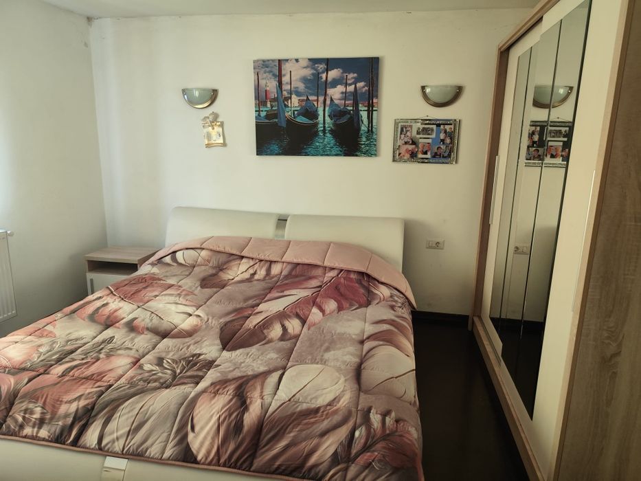 Ofer casa in chirie
