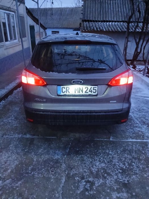 Vând Ford focus 2014