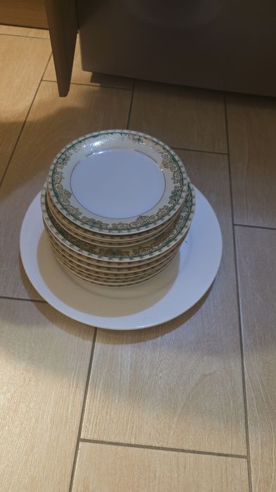 Продам посуду фужеры и тарелки