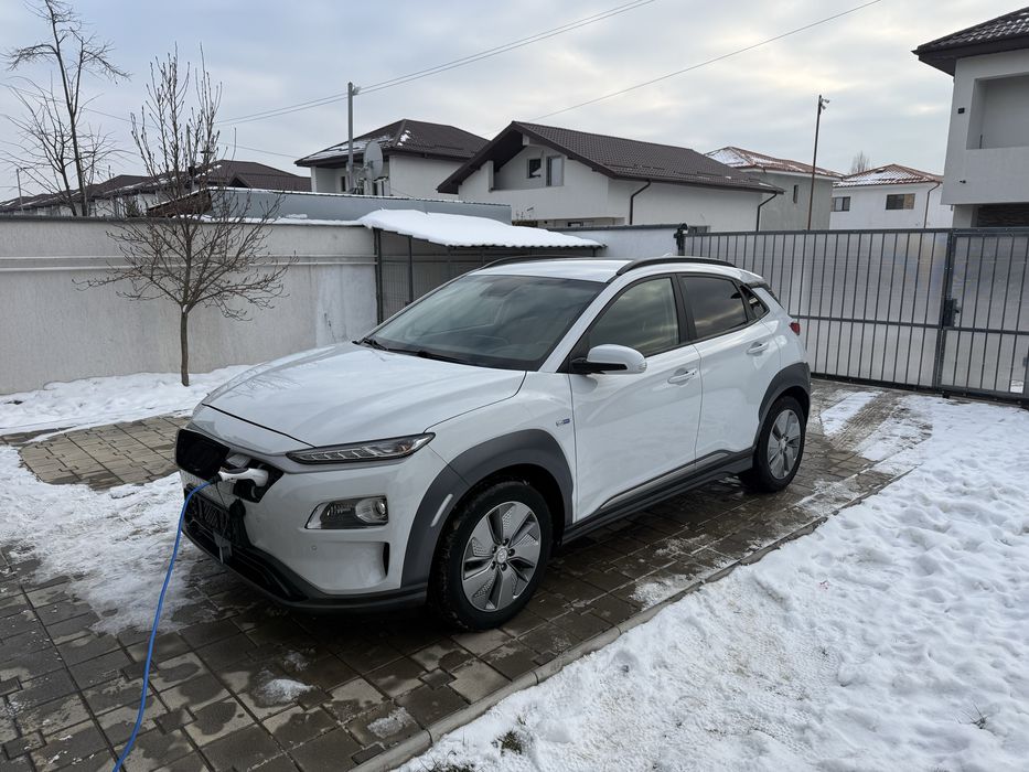 Hyundai Kona electric 64kw extra full