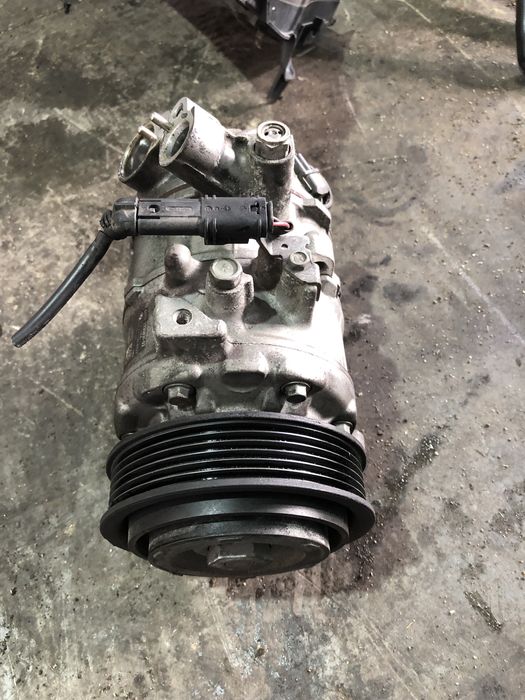 Компресор климатик бмв ф30/31 330д ( kompresor klimatik bmw f30/31 330
