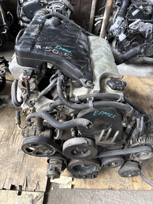 Двигатель мотор контра Митсубиси 4G69 4WD 4X4 Mitsubishi Outlander 2,4