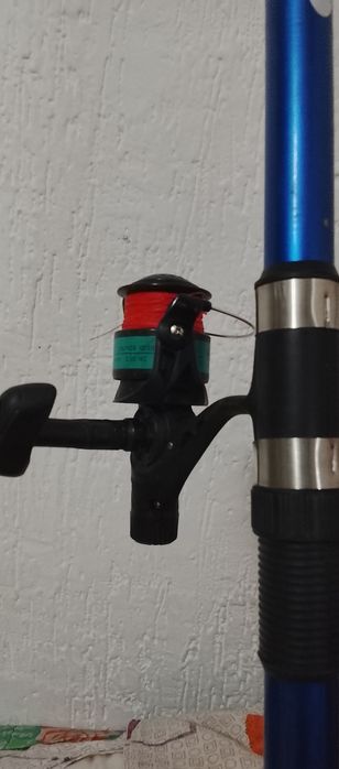 Қармақ сатылады!