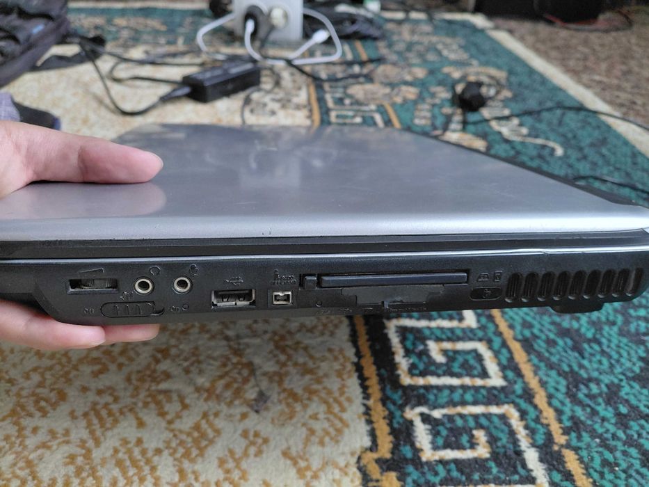 Продам ноотбук toshiba