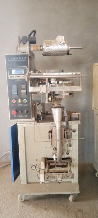 Pista , chipis , suxarik , semichka va yana boshka narsalar qadoqlash