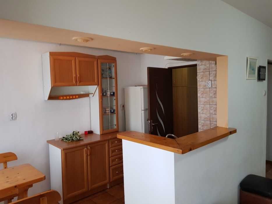 Inchiriez Apartament 2 camere langa Delfinariu in Constanta - An universitar 400 euro cuplu