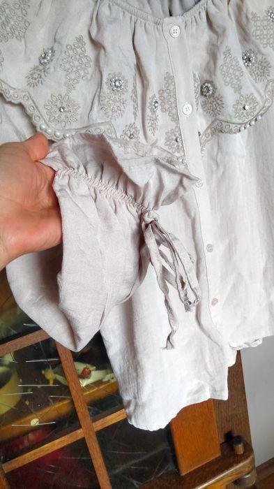 Дамска риза в кралски стил