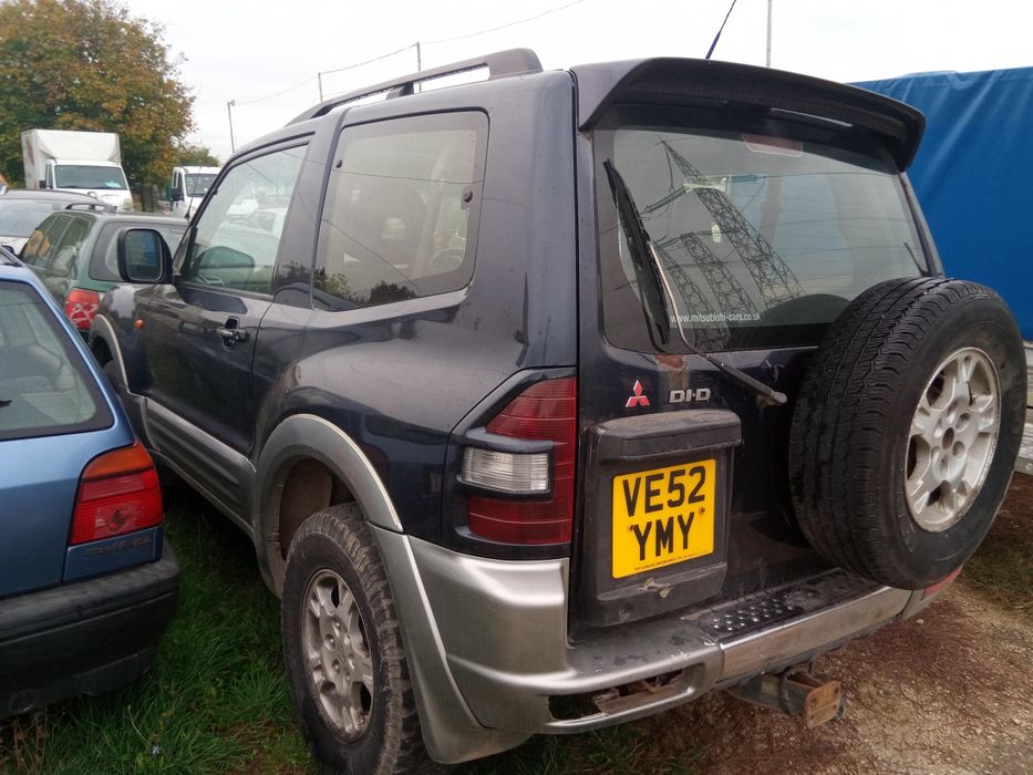 Митцубиши Пджеро3 на части