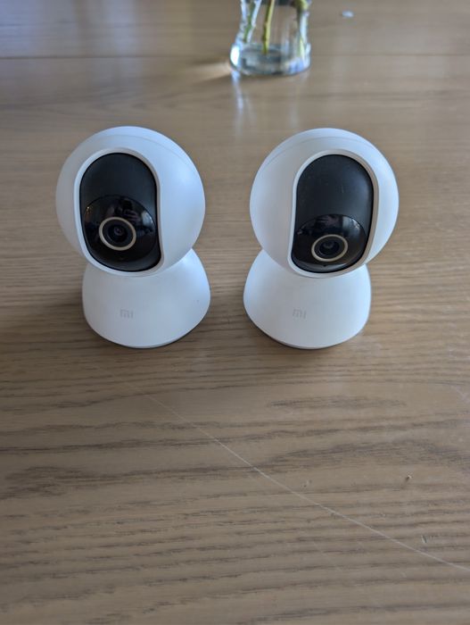 2 камери Xiaomi в идеално състояние