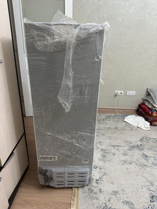 Холодиьник новый