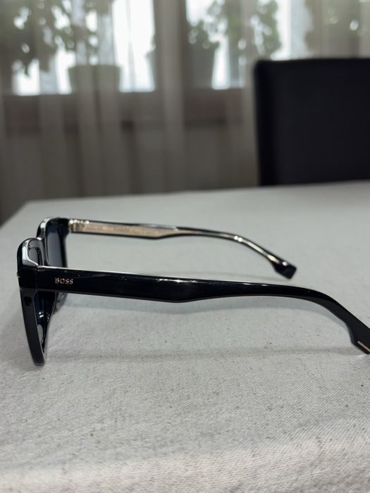 Слънчеви очила Boss