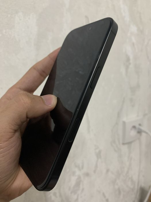 iPhone 16 Pro 256GB Sim Full Box Ideal