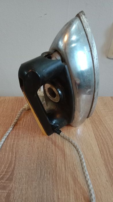 Утюг советский продам