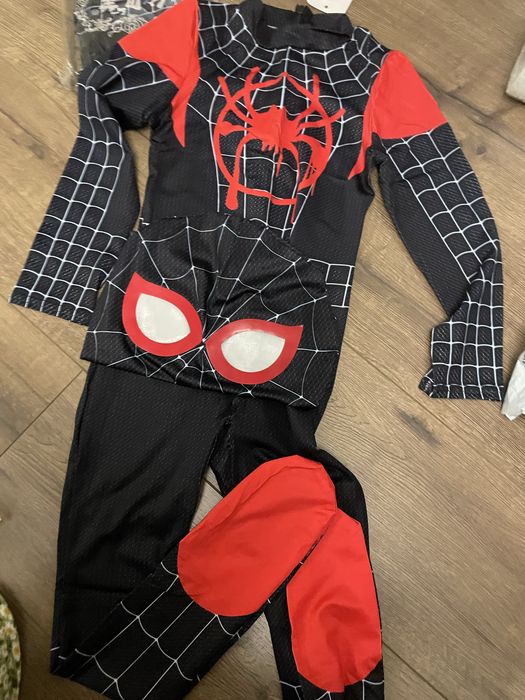 Человек паук спайдермен