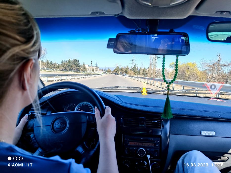 Инструктор езда вождения ку́п йилли тажрибага эга автоинструктор ...