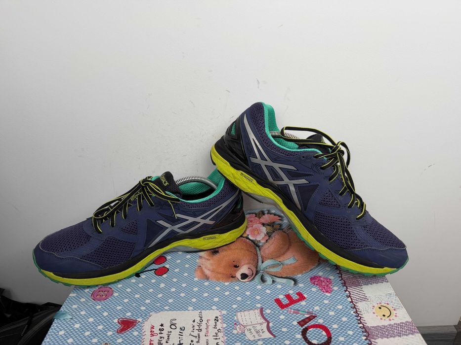 Asics GT-2000 4 Gore-Tex''оригинални маратонки 44.5 номер