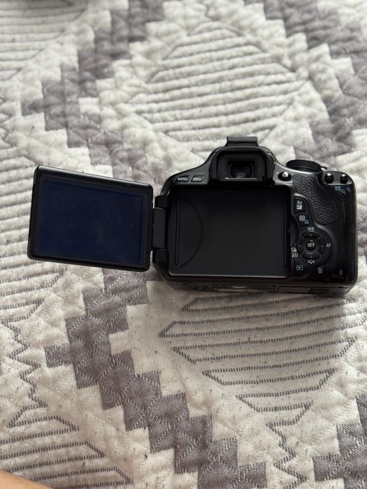 Фотоаппарат Canon EOS 600D