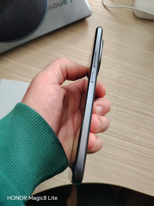 Honor 200  512gb ram12gb