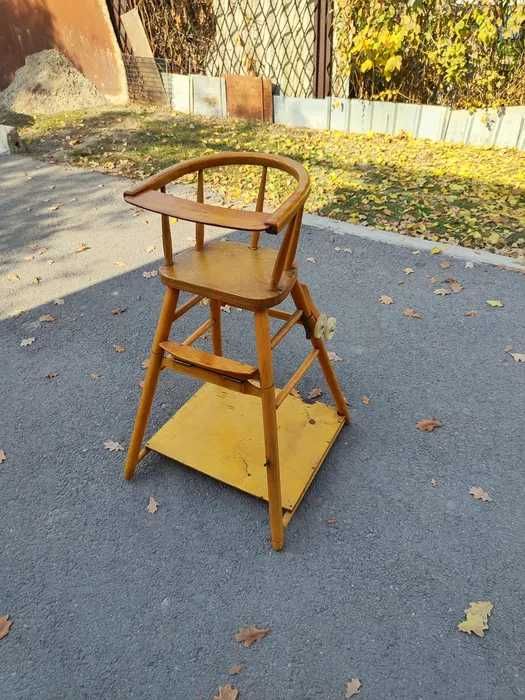 Детский стульчик трансформер, чехословацкого производства.