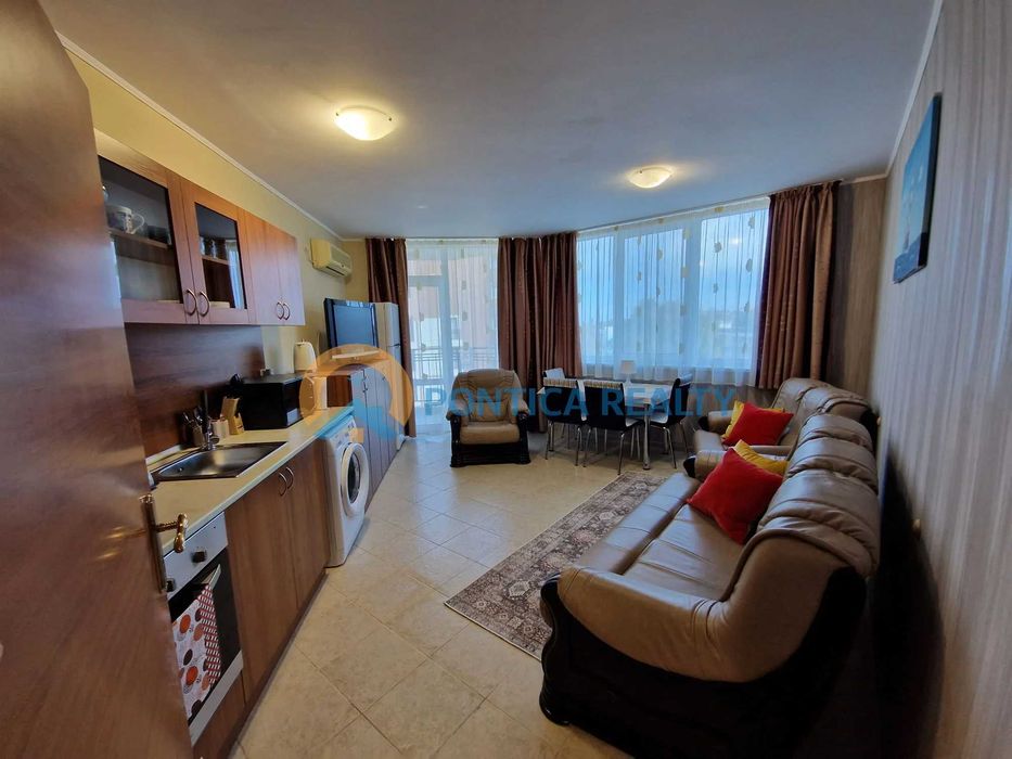 Продава се Двустаен апартамент в к.к. Слънчев бряг - 65 кв.м за 1308 €/кв.м - Снимка #1