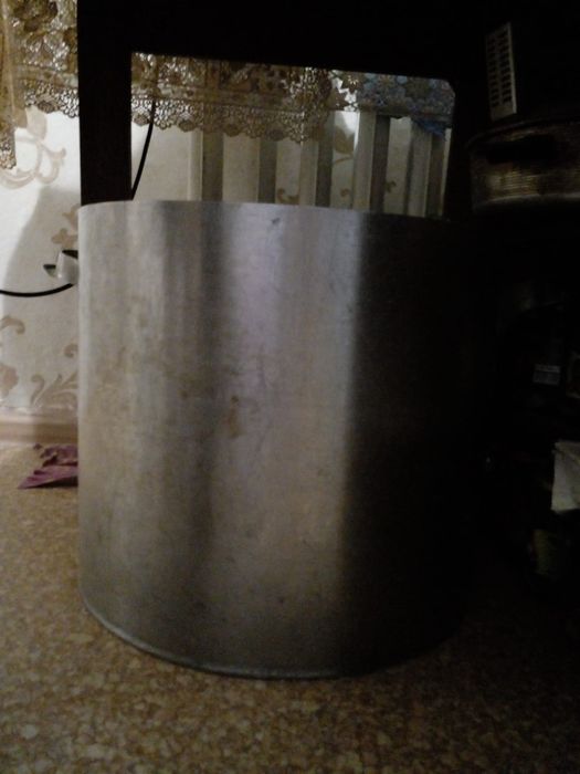 Кастрюля из нержавеющей стали