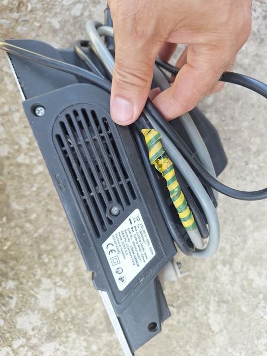 Rindea electrica